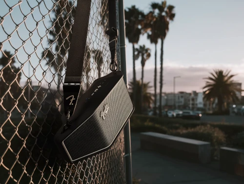 Fender x ROCKSTER CROSS 2