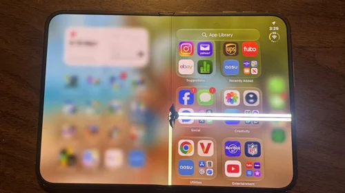 Apple potwierdza problem z ekranem w iPhone Duo i zapowiada wymianę części egzemplarzy Apple potwierdza problem z ekranem w iPhone Duo i zapowiada wymianę części egzemplarzy