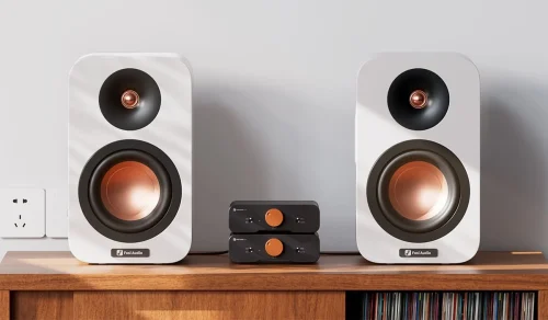 System stereo z głośnikami i elektroniką Fosi Audio